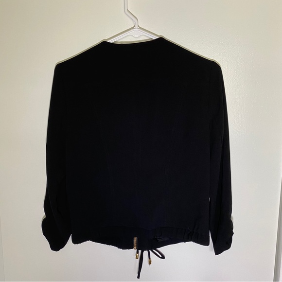 Top - Picture 2 of 6